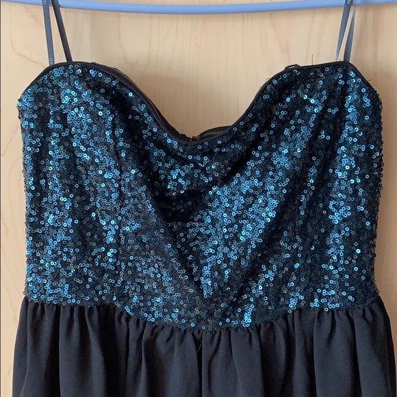 Forever 21 Sequin Hi-Low Dress - Picture 4 of 8